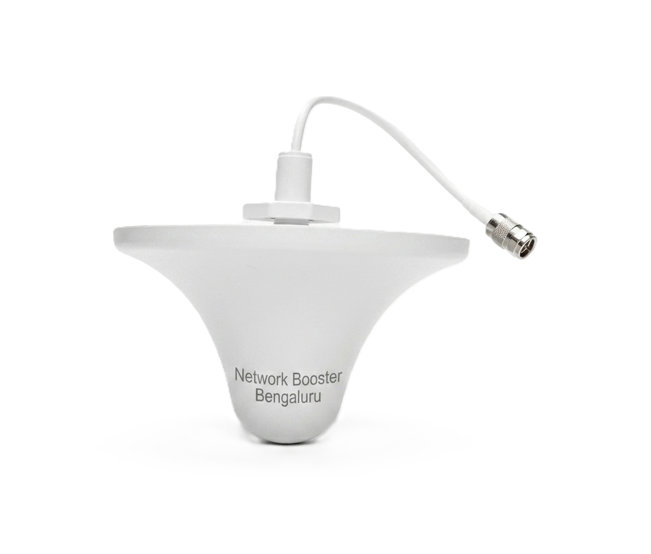 Omni-directional ceiling dome antenna, 5dBi gain, distributing signal evenly across 360 degrees